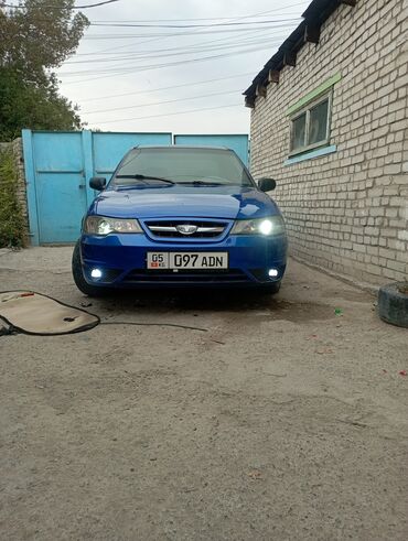прицеп бензавоз: Daewoo Nexia: 2012 г., 1.5 л, Седан