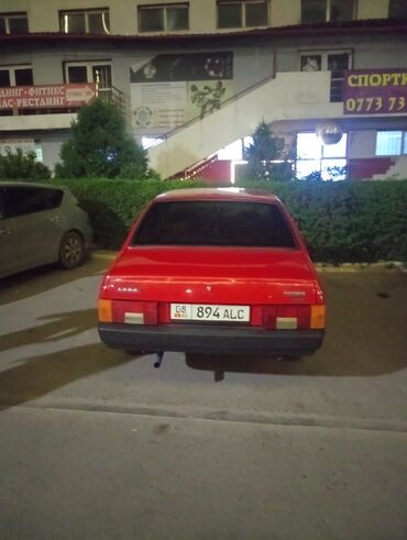авто в аренду под такси: Продаю ВАЗ ЛАДА 21099, 1.5 объем, 1995 г, карбюратор, всё работает