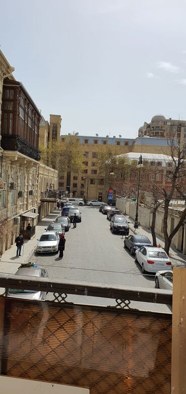 Köhnə tikili: Bakı, 3 otaqlı, Köhnə tikili, m. İçərişəhər, 90 kv. m -da lalafo.az — 7 Köhnə tikili: Bakı, 3 otaqlı, Köhnə tikili, m. İçərişəhər, 90 kv. m — 7