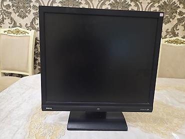 Monitorlar: HP w2072a və Acer K202HQL monitorlar HP w2072a - Ekran diaqonalı: 20" — 7