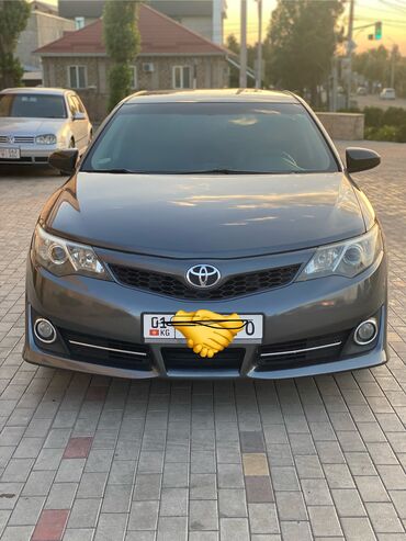 с переездом: Toyota Camry: 2012 г., 2.5 л, Автомат, Бензин, Седан