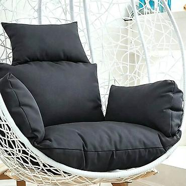 Jastuci: Jastuk jaje ljuljasku
5350 din 
👑
♦ — 5