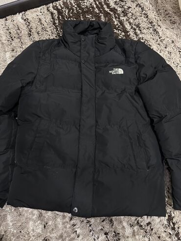 Демисезонные куртки: The North Face 
Уни,в отл.сост.
Зима
За 1490 сом