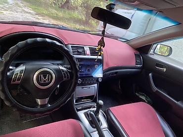 Honda Accord: 2005 г., 2 л, Механика, Бензин, Седан — 8