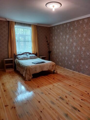 Həyət evləri və villaların satışı: Satılır: həyət evi - Plan: 1 mərtəbə, ayrı həyət. Geniş yaşıllıq, daş — 20