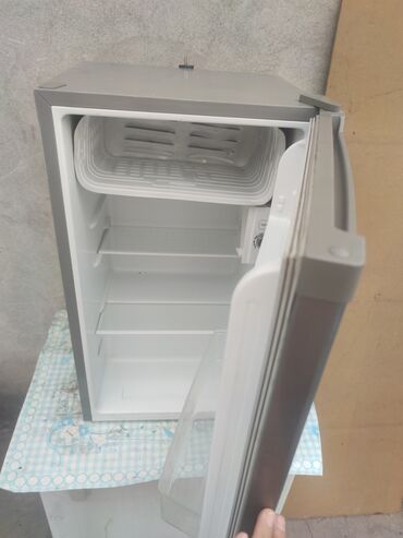 Холодильники: Холодильник Arcelik, Б/у, Минихолодильник, De frost (капельный), 50 * 100 * 50