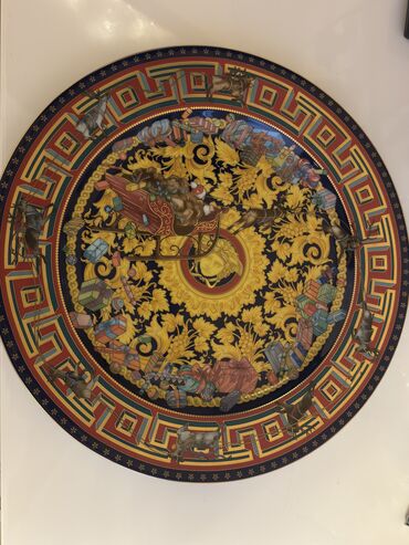 qızıl güllər: Versace 31 cm 150