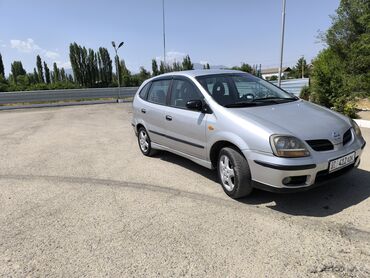Nissan: Nissan Almera Tino: 2001 г., 1.8 л, Механика, Бензин, Хэтчбэк