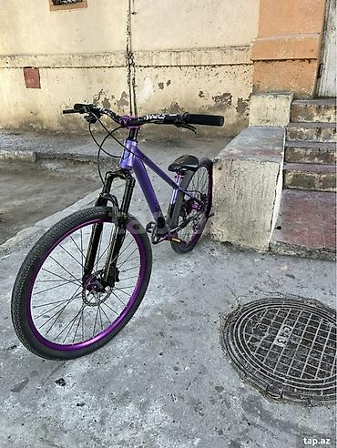 kokelmek ucun protein: Şəhər və yüngül off-road üçün uyğun dağ velosipedi. - Alüminium — 1