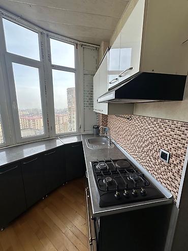 Uzunmüddətli kirayə mənzillər: Yeni yasamal cox seliqeli ev kiraye verili 2 otaq.19 mertebeni 14 -da lalafo.az — 5 Uzunmüddətli kirayə mənzillər: Yeni yasamal cox seliqeli ev kiraye verili 2 otaq.19 mertebeni 14 — 5