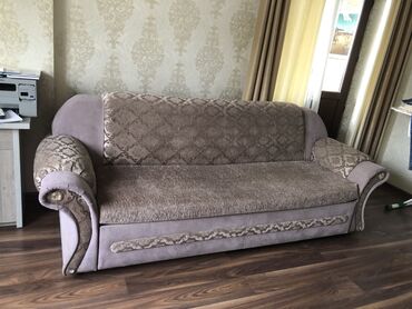 раскладной диван с креслами: Диван-кровать, цвет - Бежевый, Б/у