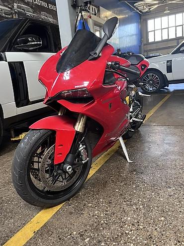 Motonəqliyyat: Ducati 1199 Panigale – supersport sinfi - Model: Ducati 1199 Panigale — 1