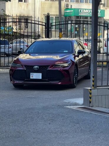 авто машина арзан: Toyota Avalon: 2019 г., 2.5 л, Вариатор, Гибрид, Седан