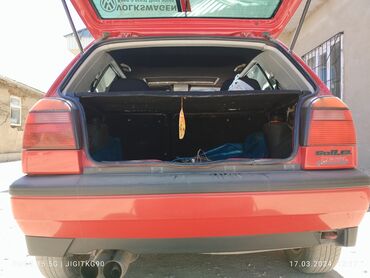 Volkswagen Golf: 1995 г., 1.8 л, Механика, Бензин, Хэтчбэк