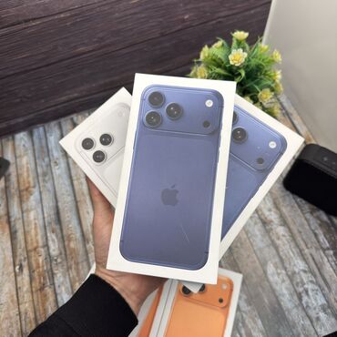 Apple iPhone: IPhone 17 Pro Max, Новый, 256 ГБ, Оранжевый, Зарядное устройство, Защитное стекло, Чехол, В рассрочку, 100 % — 3