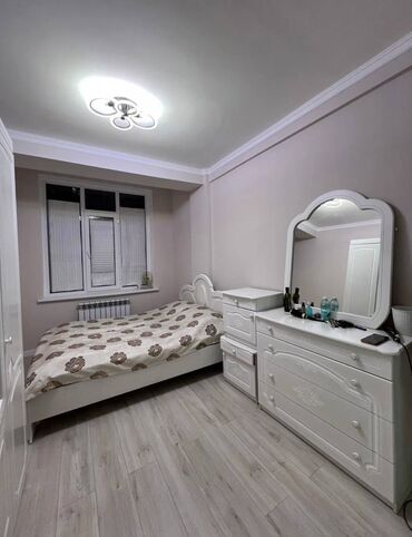 Продажа квартир: 3 комнаты, 80 м², Элитка, 4 этаж, Дизайнерский ремонт