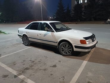 машине: Audi 100: 1992 г., 2.6 л, Механика, Бензин, Седан