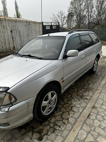 camri 70: Toyota Avensis: 2002 г., 2 л, Механика, Дизель, Универсал — 2