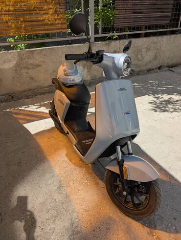 электромотороллер купить: Веломопед Honda, 50 куб. см, Электро, Колдонулган