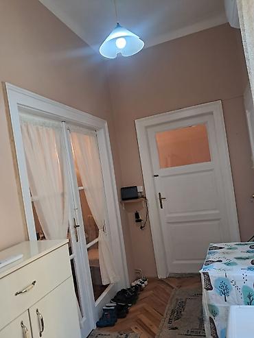 sobe za izdavanje zemun: Za ljubitelje Zemuna, sjajna ponuda. Prodaje se stan na 1. spratu,u — 7