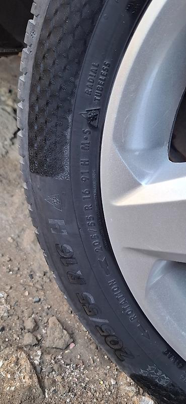 disk teker 17: İşlənmiş Şin Continental 205 / 55 / R 16 — 4