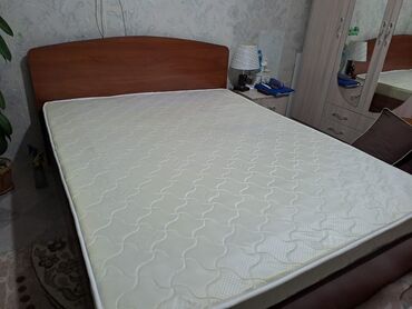 функциональные кровати для дома: Двуспальная Кровать, Б/у