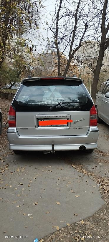 Mitsubishi: Mitsubishi Space Wagon: 2001 г., 2 л, Механика, Бензин, Минивэн — 1