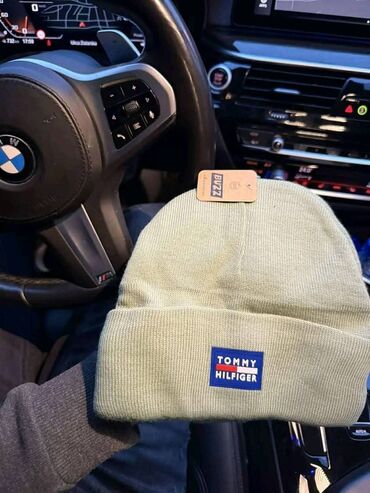 Kape: EA7 Emporio Armani zimske beanie kape - Model: klasična beanie kapa — 11