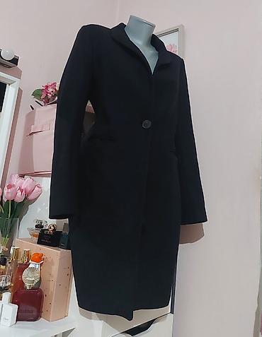 lil solid accessories: Zara Elegantni ženski kaput – crni - Kroj: klasičan, strukiran — 2