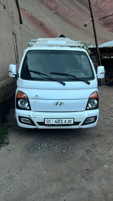 купить чехол для авто в бишкеке: Hyundai