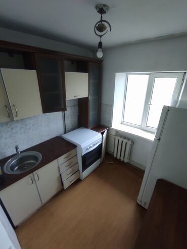 сдаю квартиру на длительный срок в районе кызыл аскерь: 1 комната, 28 м², Хрущевка, 4 этаж, Старый ремонт