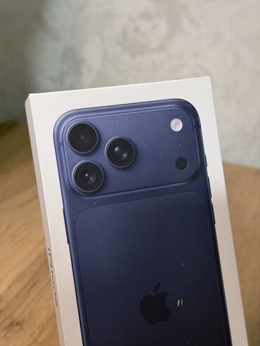 Apple iPhone: IPhone 17 Pro Max, Новый, 512 ГБ, Оранжевый, Кабель, Коробка, 100 % — 6