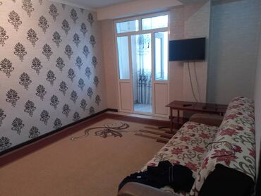 квартира в районе ахунбаева: 1 комната, Собственник, Без подселения, С мебелью полностью