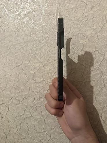 şantaj kitab pdf yukle: İphone 16 pro üçün qoruyucu kabro Matrealı karbon fiberdi 85 manata — 2