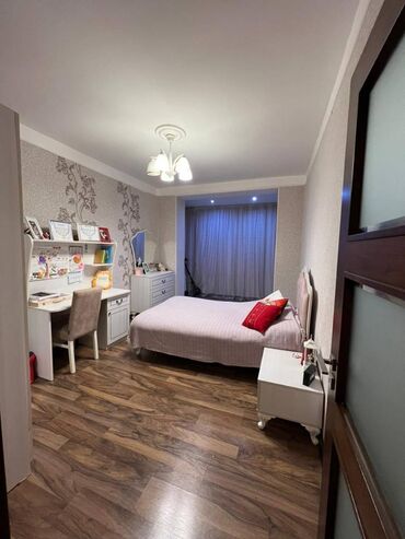 Köhnə tikili: Bakı, 4 otaqlı, Köhnə tikili, m. Həzi Aslanov, 100 kv. m — 4