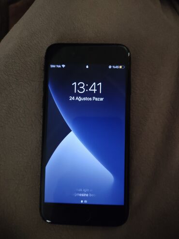 ipad ikinci el: IPhone 7, 128 GB, Qara, Barmaq izi