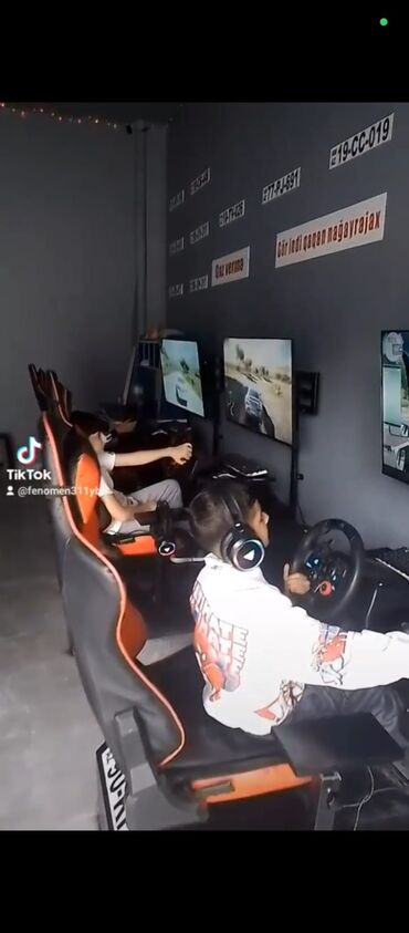 Video oyunlar üçün aksesuarlar: Qiyməti. 1800 AZN. Real alıcı olsa razılaşmaq olar — 2