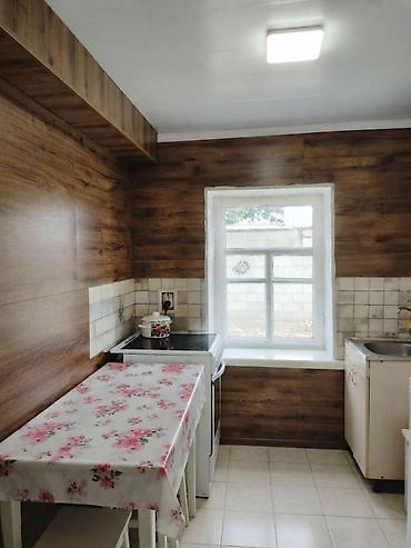 Продажа домов: 3 комнаты, 40 м², 3 соток, Бишкек, Аламединский рынок / базар Агентство недвижимости — 3