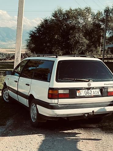 мотоцикл каракол: Volkswagen Passat: 1991 г., 2 л, Кол менен иштөөчү, Бензин, Универсал — 2