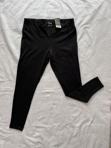 pantalone tri četvrt: L (EU 40), Cotton, color - Black, Single-colored