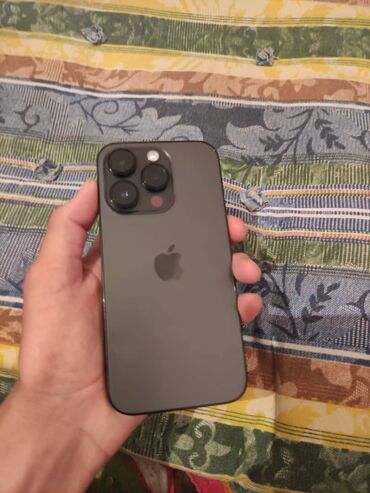 купить ipod touch 7: IPhone 14 Pro, Б/у, 256 ГБ, Черный, Защитное стекло, Чехол, 81 %