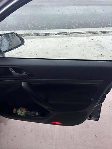 Transport: GLAVA I BLOK MOTORA 2.0 FSI ZA ŠKODA OCTAVIA OD 2004. DO 2013. GOD. | — 2