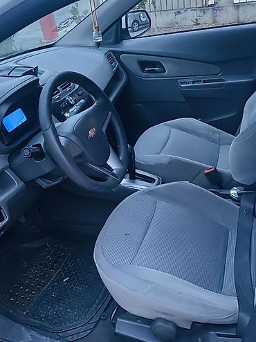 mini cooper kreditle: Chevrolet Cobalt: 1.5 l | 2024 il Sedan — 6