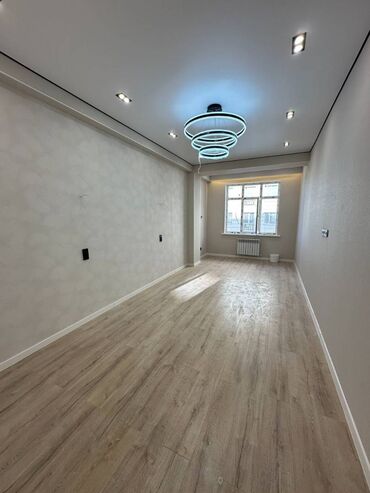 квартира токмок 1ком: 1 бөлмө, 42 кв. м, Элитка, 3 кабат, Евроремонт