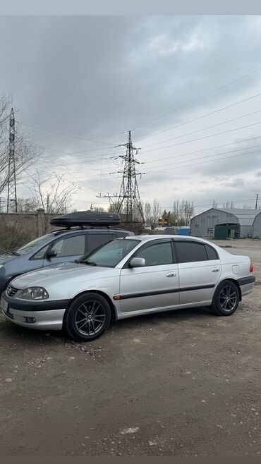 тайота авенсис версио: Toyota Avensis: 2002 г., 1.8 л, Механика, Бензин, Хэтчбэк