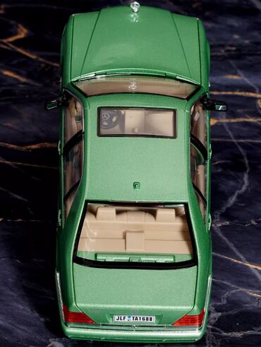 Игрушки: Цвет зеленый Общие характеристики Количество предметов в упаковке	1 — 15