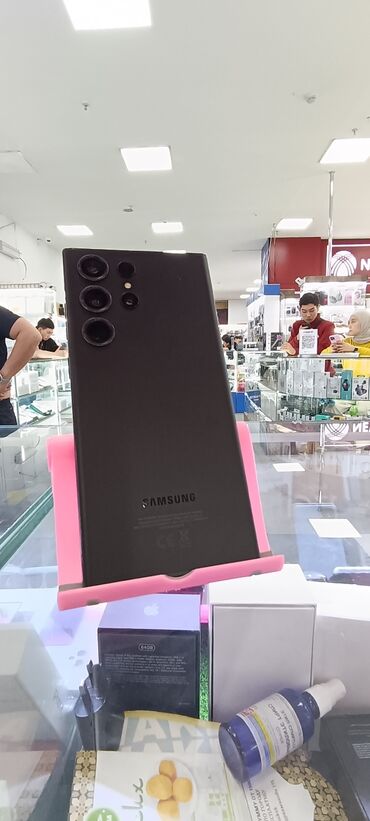 самсун ультра: Samsung Galaxy S23 Ultra, Б/у, 512 ГБ, цвет - Черный, 2 SIM