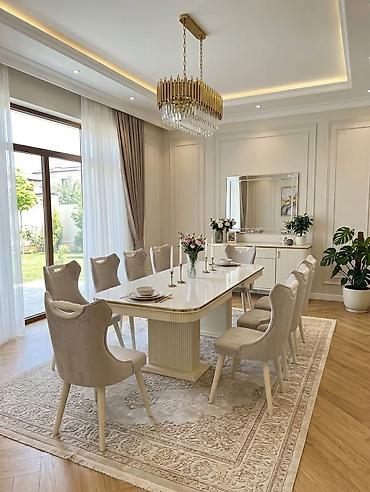 Qonaq otağı üçün, İşlənmiş, Kvadrat masa