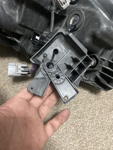 Передние фары: Передняя левая фара Subaru Б/у, Оригинал, Япония — 5