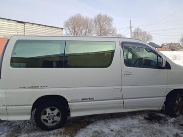 Nissan: Nissan Elgrand: 2000 г., 3 л, Автомат, Дизель, Минивэн